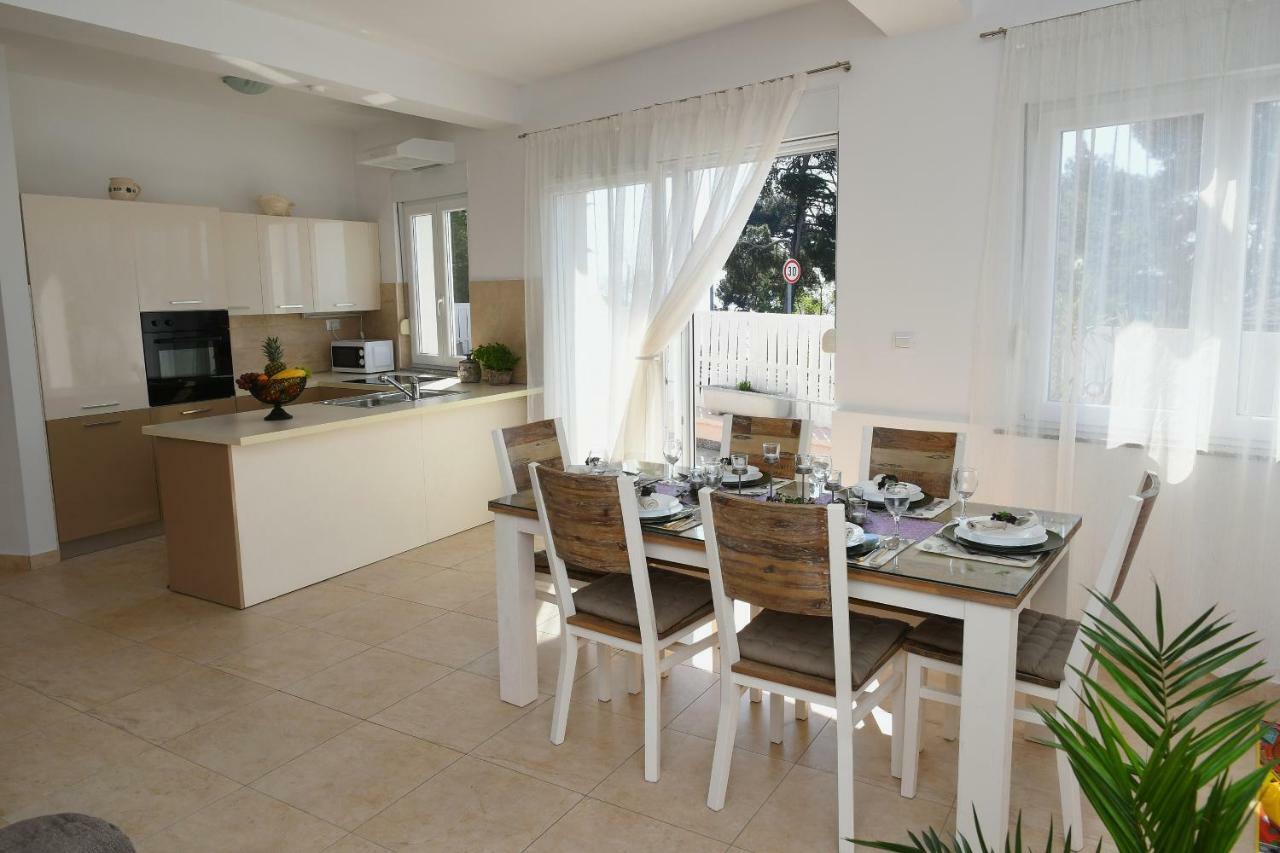 Apartment Libra With Sea View Опатія Екстер'єр фото